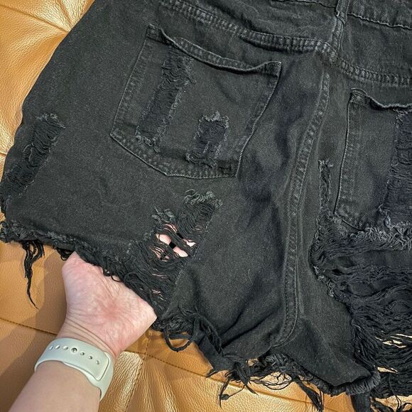 SHEIN denim shorts size 1XL - Picture 4 of 4